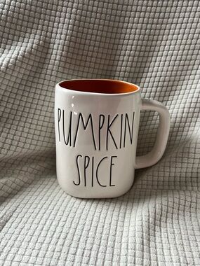 Rae Dunn Pumpkin Spice mug 20oz
